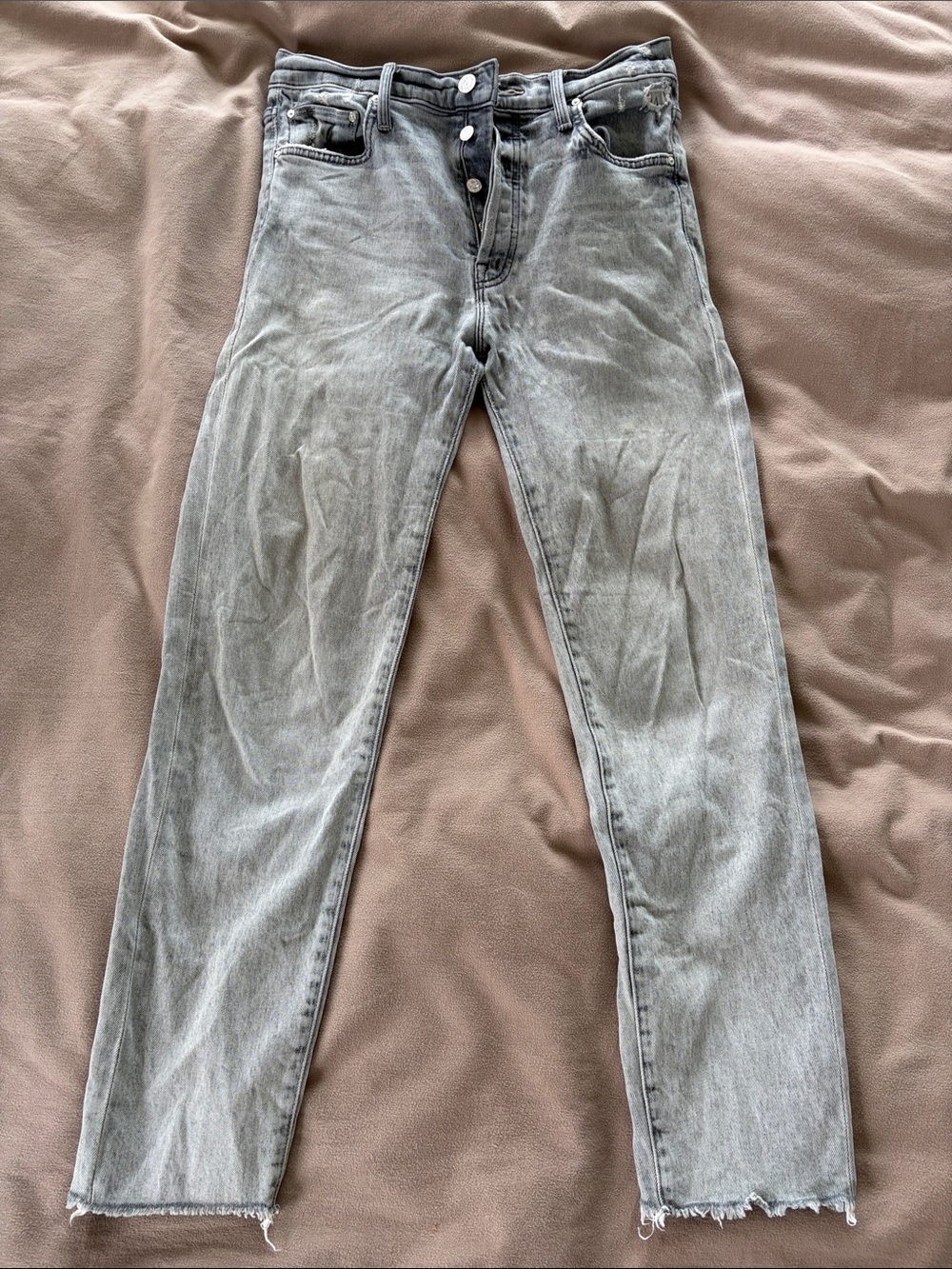MOTHER The Scrapper Cuff grey jeans